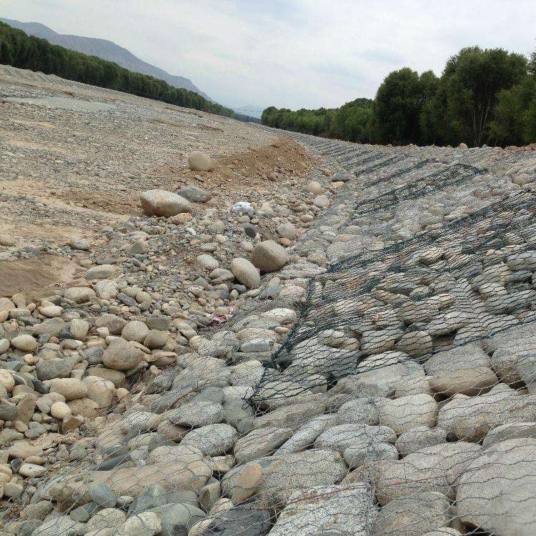 雷諾護(hù)墊的工程結(jié)構(gòu)有哪些優(yōu)勢(shì)特點(diǎn)