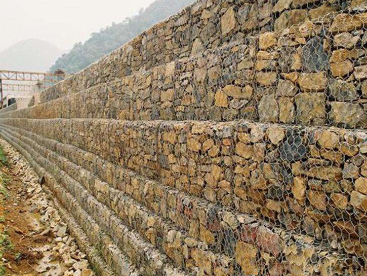 格賓網擋墻的防護優(yōu)勢特點