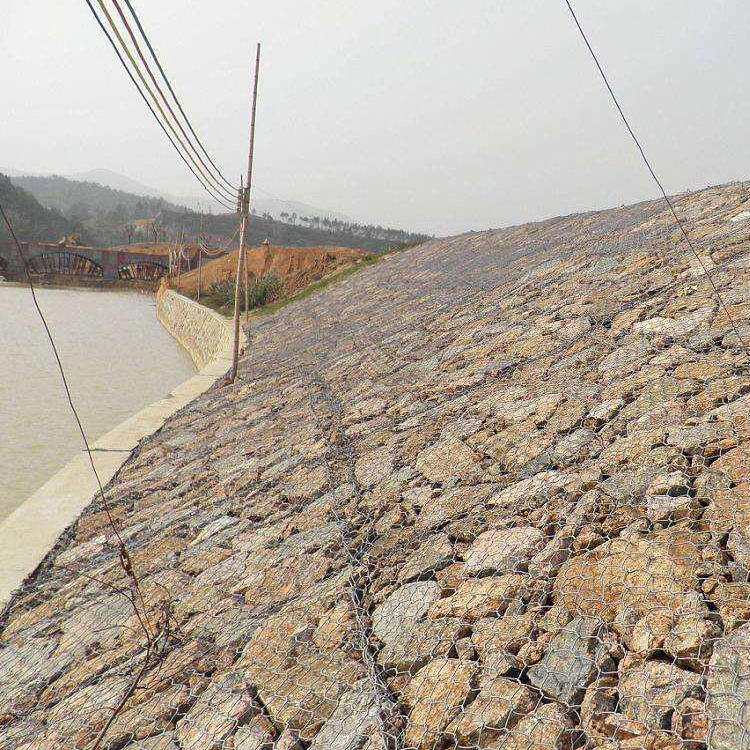 格賓網(wǎng)箱的性能優(yōu)勢(shì)特點(diǎn) 格賓網(wǎng)箱的性能優(yōu)勢(shì)特點(diǎn)